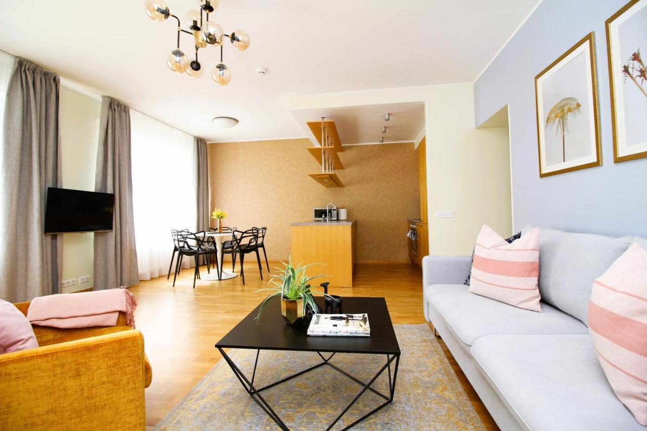 Tallinn City Apartments Freedom Square ภายนอก รูปภาพ